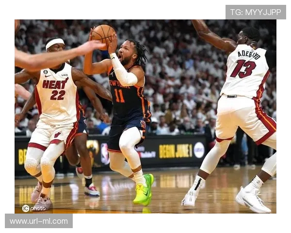 篮网100-113负于尼克斯,布朗森高效30+8 篮网100-113负于尼克斯,布朗森高效30+8